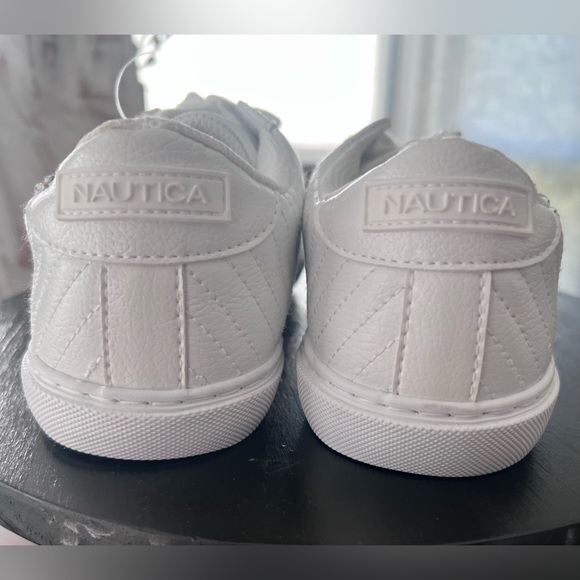 NWOT Nautica Sneakers - Picture 4 of 4